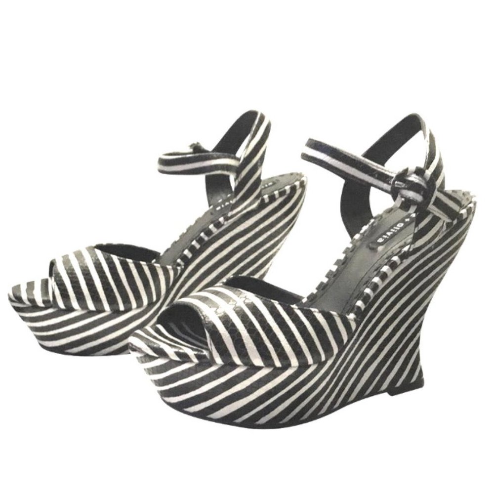 Alice + Olivia by Stacey Bendet  |||  Jana Wedge |||  US Size 9.5 (EU 39.5)